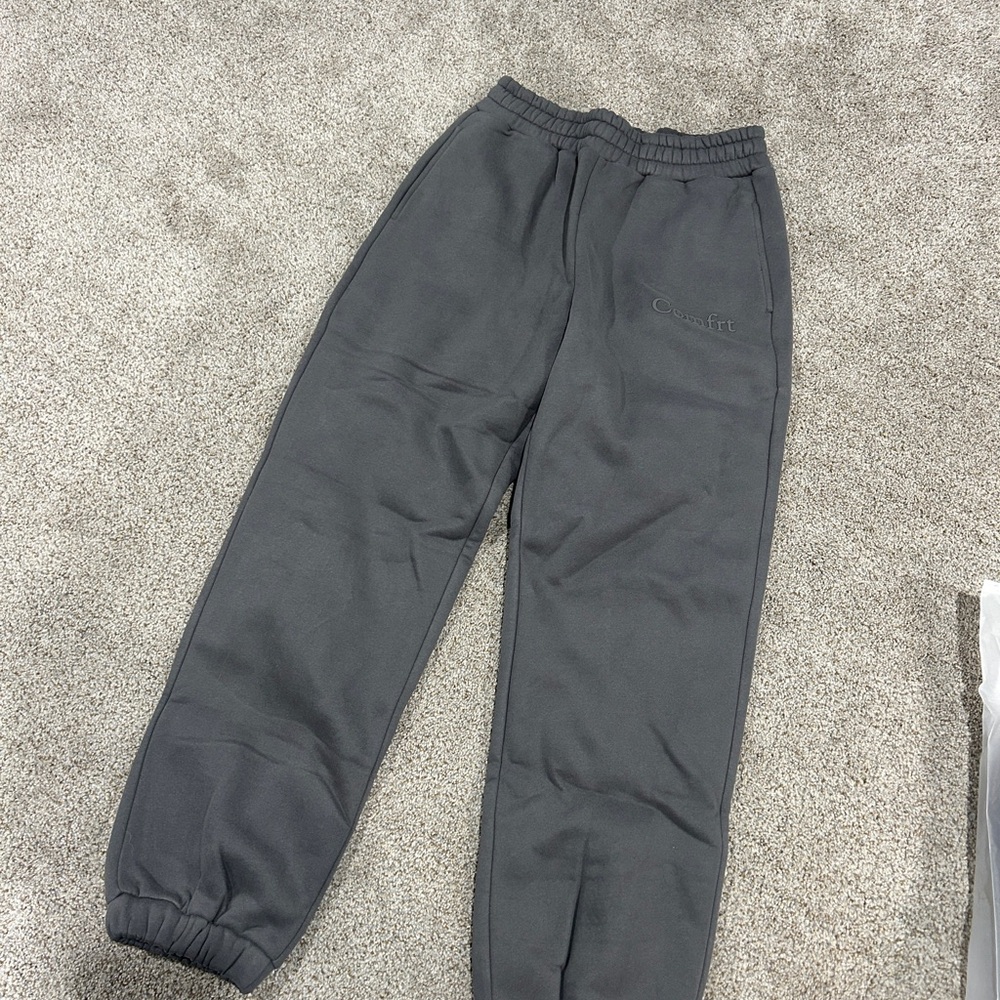 NWT Womens Comfrt Charcoal Joggers